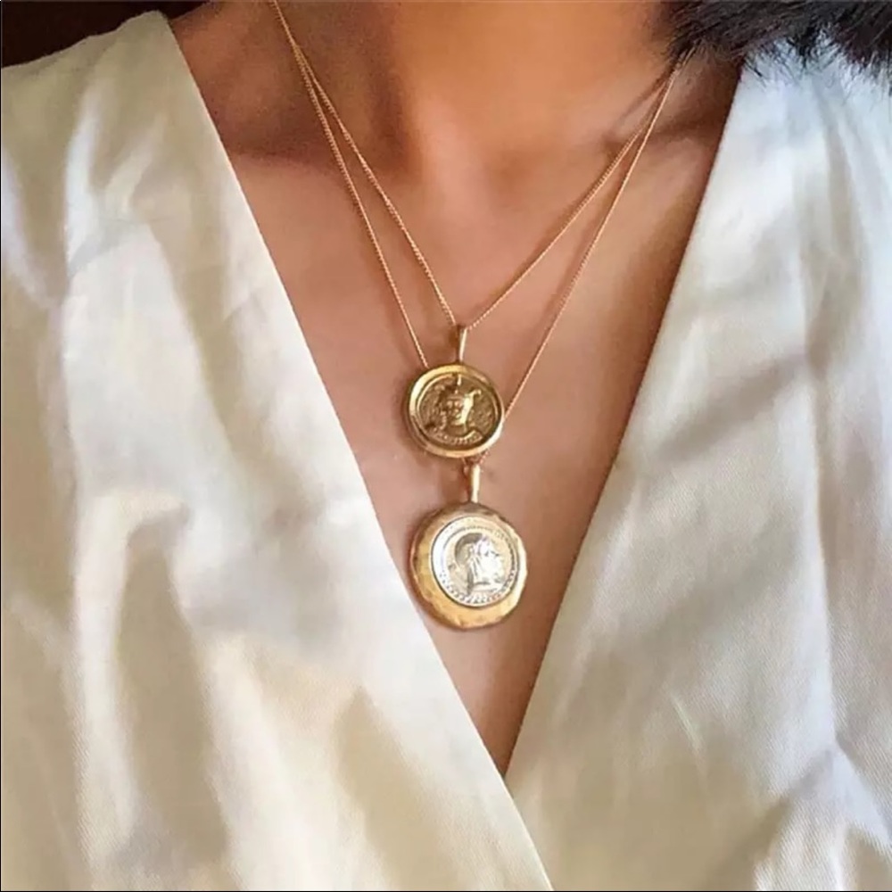 Coin Pendant Vintage Double Chain Layered Necklace - Picture 2 of 5